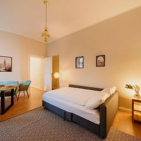 Apartment Spacious 2-bedroom In The Heart Of Friedrichshain Berlin