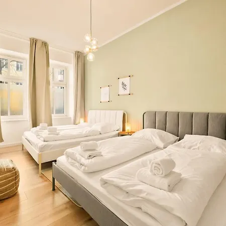 Spacious 2-bedroom In The Heart Of Friedrichshain Apartment