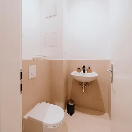 Spacious 2-bedroom In The Heart Of Friedrichshain